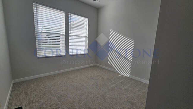 Building Photo - Like New Home With Community Pool!