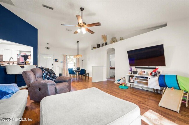 Building Photo - 3314 Guernsey Ct