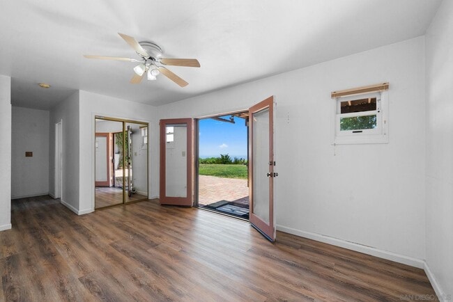 Building Photo - 7330 Brodiaea Way