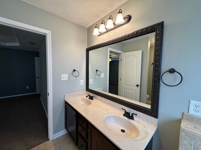 Building Photo - 1238 Snowy Egret Dr