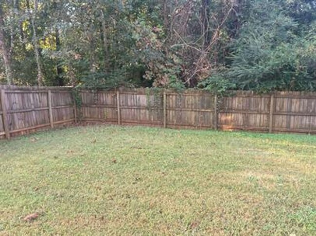 Building Photo - Spacious 3-Bedroom Home in Madison City Schools