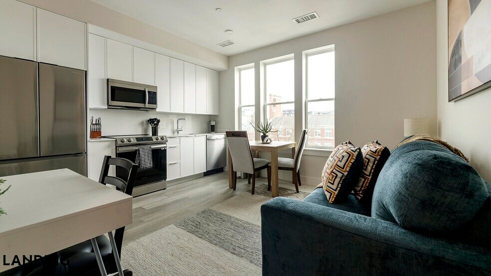 Building Photo - 2005 11th St NW