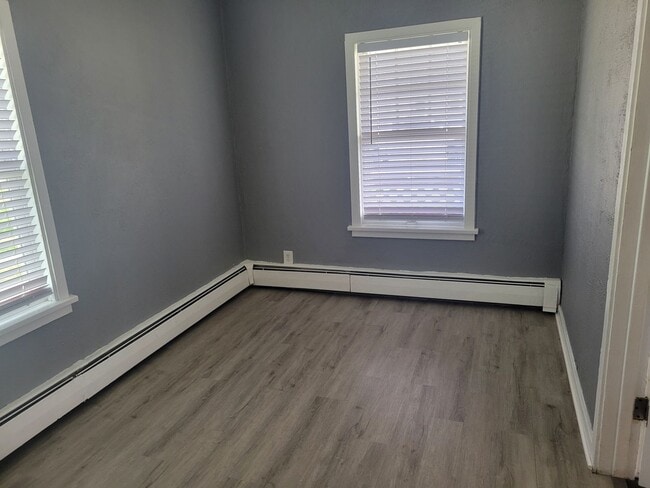 Building Photo - 2BR/1BA Gem In Washington