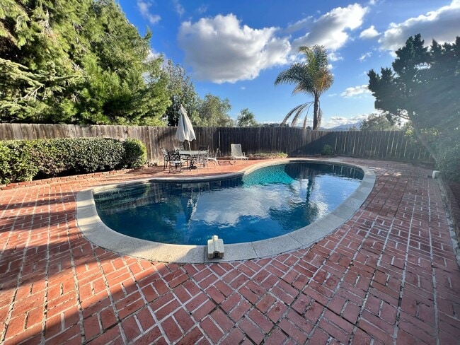 Building Photo - 3/2 Bedroom home in El Cajon with a POOL!