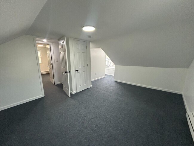 Building Photo - 222 W Patterson St