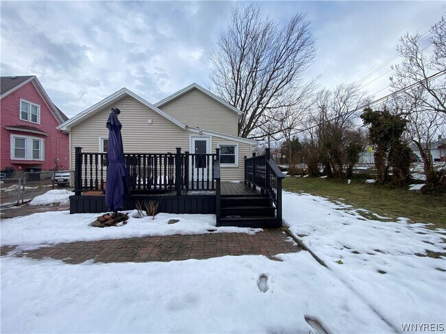 Building Photo - 3 Glenwood Ave