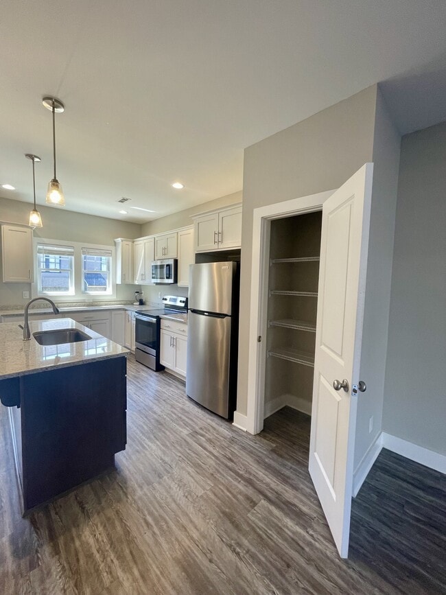 Building Photo - 45 High St