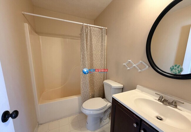 Building Photo - Very nice ranch in the BROOKWOOD cluster in Snellville