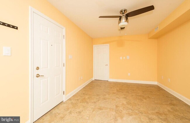 Building Photo - 246 S 22nd St