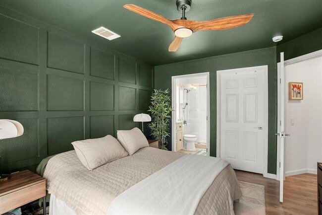 Building Photo - 6208 Perlita Dr