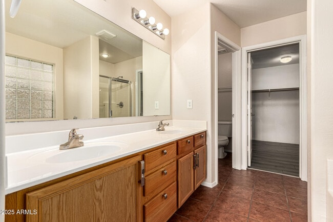 Building Photo - 17462 W Acapulco Ln