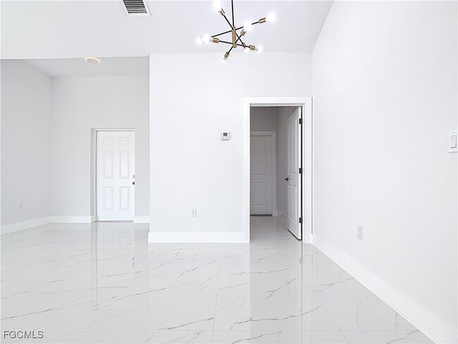Building Photo - 5001 Bywood St