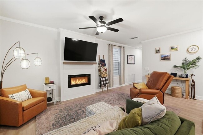 Building Photo - 721 Stickley Oak Way