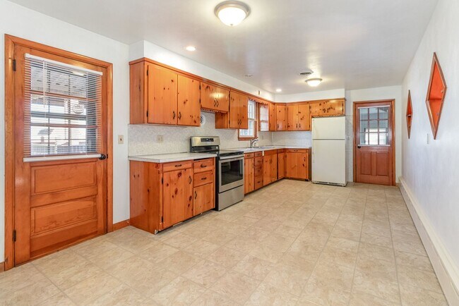 Building Photo - 800 Spruce St