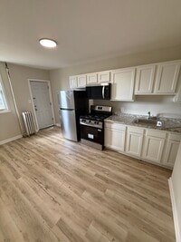 Building Photo - 1 Bedroom Apartment Available Today in Baltimore County! - Price Reduced