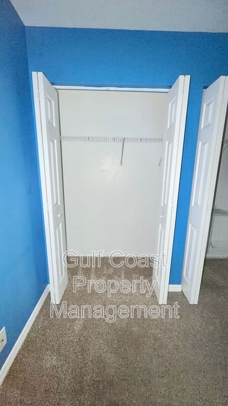 Building Photo - 11652 Pawley Ave