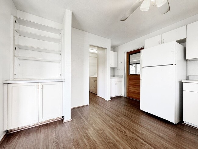 Building Photo - Pet-Friendly Single Family Home Blocks from Kailua Beach