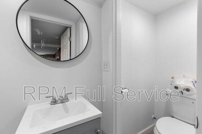 Building Photo - 3127 Larkspur Dr