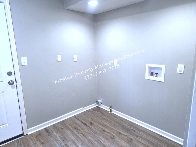 Building Photo - 655 9th St