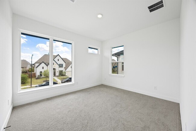Building Photo - 24418 Green Buffalograss Trl