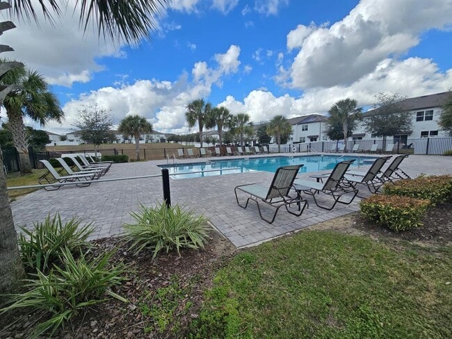 Building Photo - 936 Grandin St