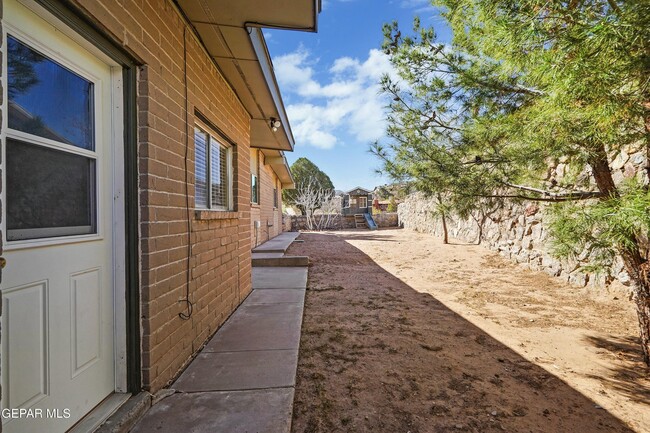 Building Photo - 2932 Devils Tower Cir