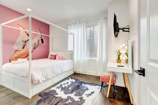 Building Photo - 1313 Baptist World Center Dr