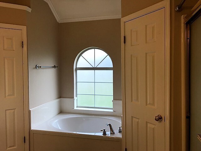 Building Photo - Beautiful home in Golden Meadows