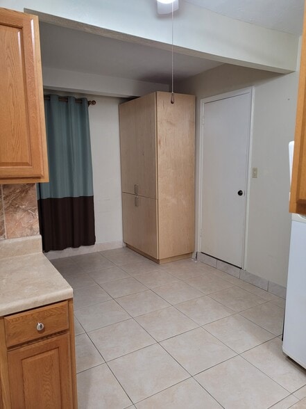 Building Photo - 1330 SW 102nd Ct