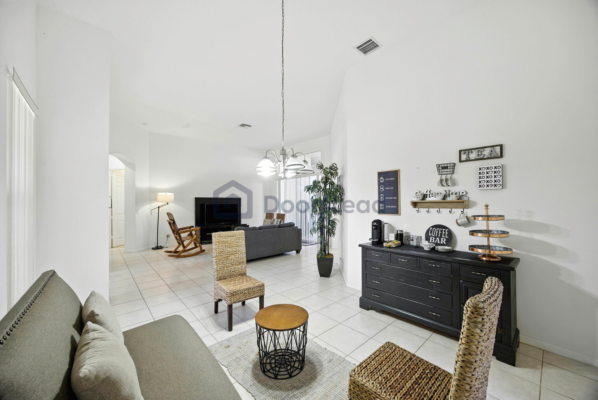 Building Photo - 10555 Paso Fino Dr