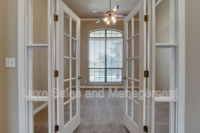 Building Photo - 3341 Heritage Green Cir