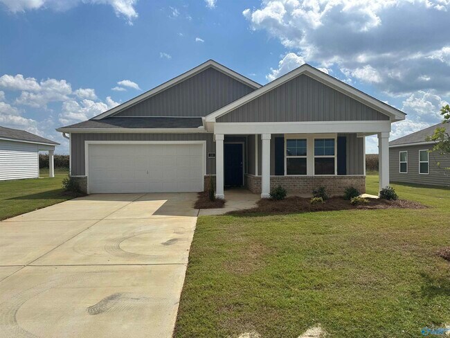 Primary Photo - 130 Nettle Leaf Dr