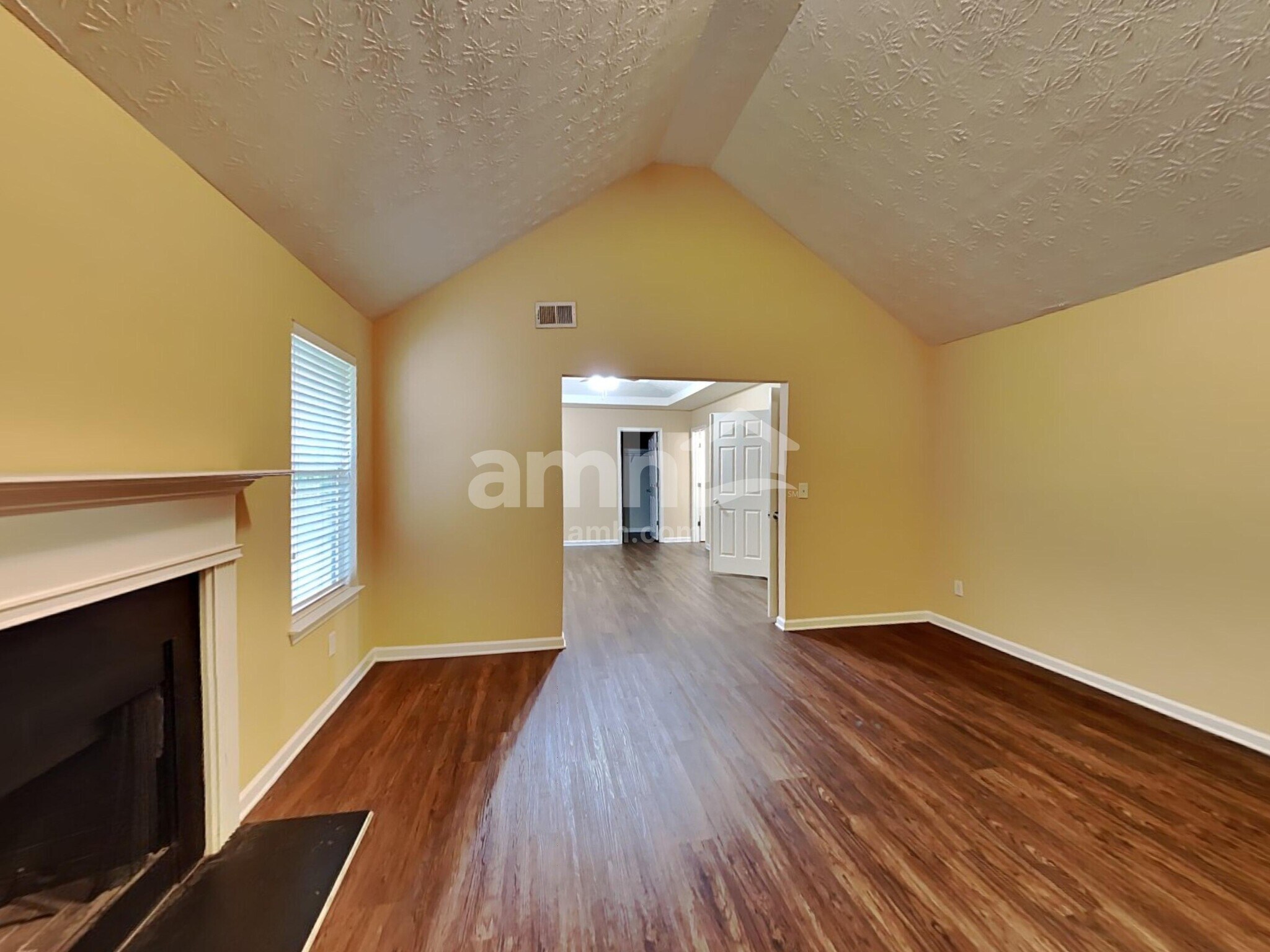 Building Photo - 221 Millstone Dr