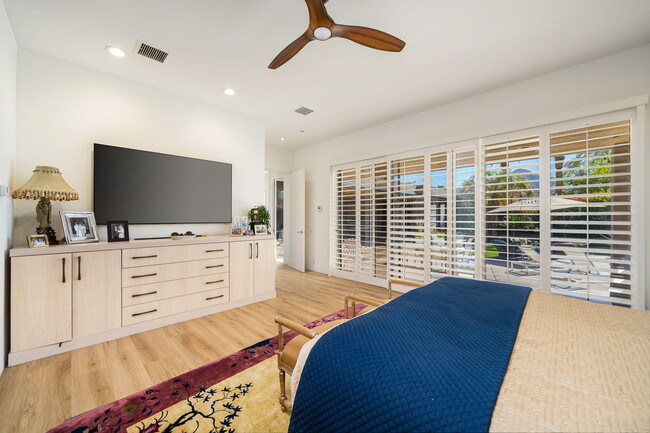 Building Photo - 79120 Fox Run