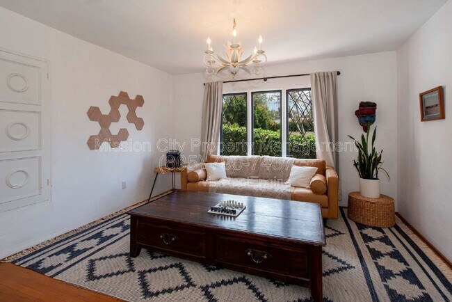 Building Photo - 857 Cheltenham Rd