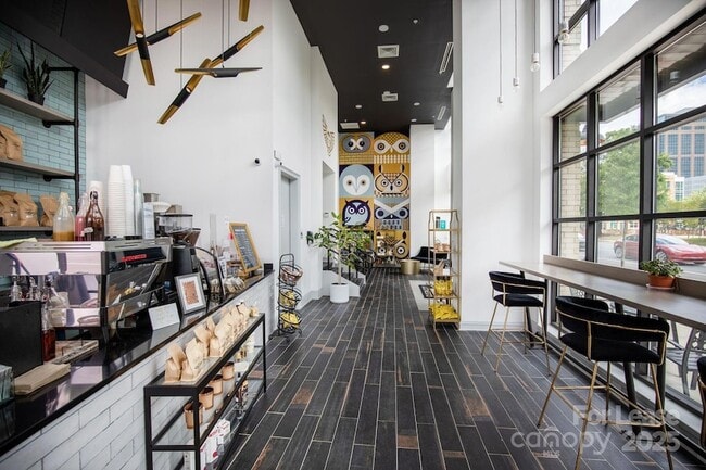 Building Photo - 101 W Morehead St