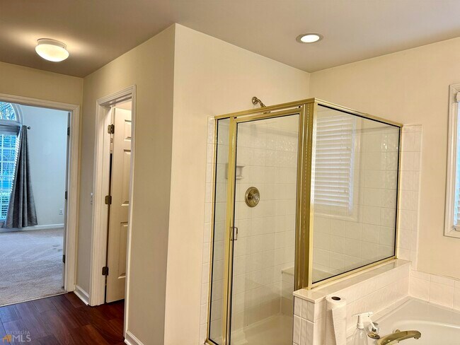Building Photo - 8595 River Walk Landing