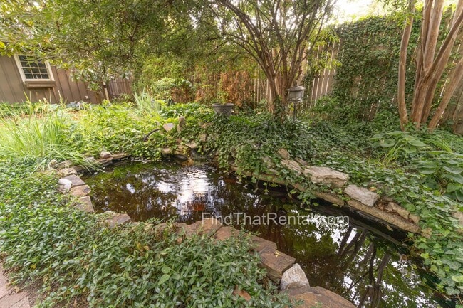 Building Photo - AVAILABLE NOW! Restored historic downtown Carlisle rental with fenced yard, pond, balcony, and ha...