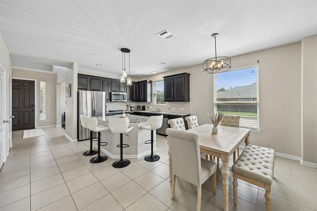 Building Photo - 2460 Open Range Dr
