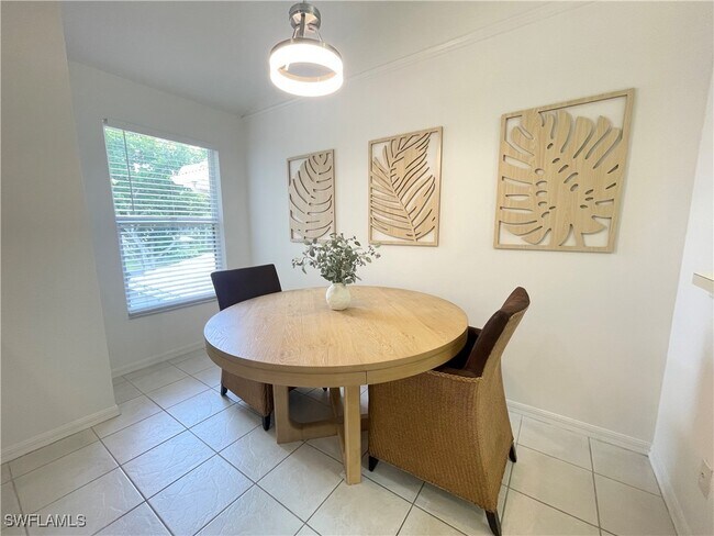 Building Photo - 341 Emerald Bay Cir