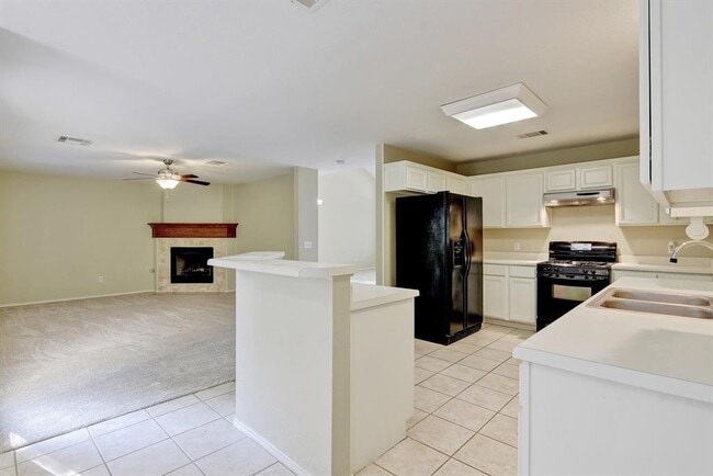 Building Photo - 7168 Ridge Oak Rd
