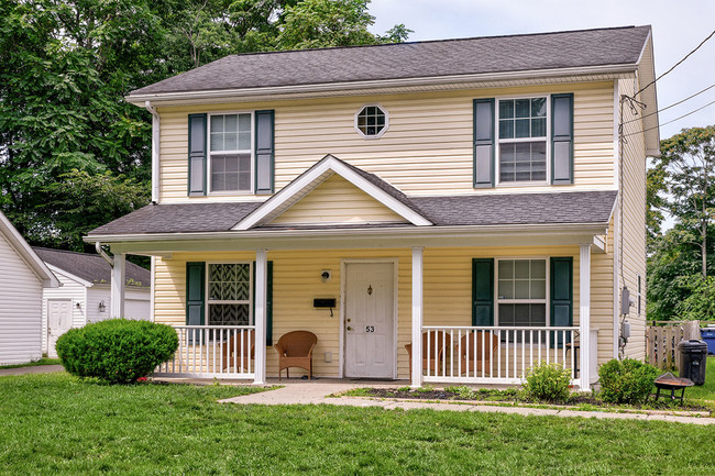 Building Photo - East Newark Homes