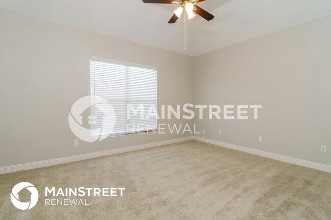 Building Photo - 8861 Creek Run Rd