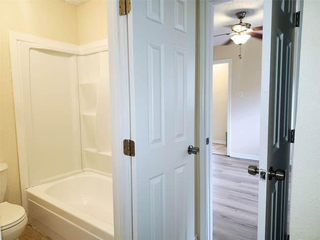 Building Photo - 322 Windward