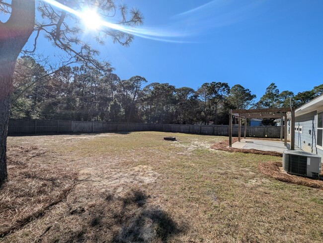 Building Photo - 9283 Quail Roost Dr