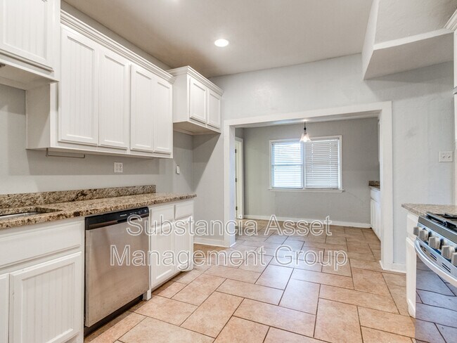 Building Photo - 1216 NW 36th St