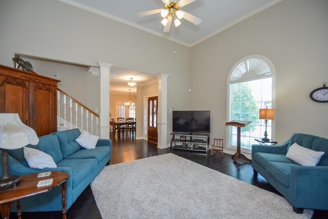 Building Photo - 4210 Greystone Way