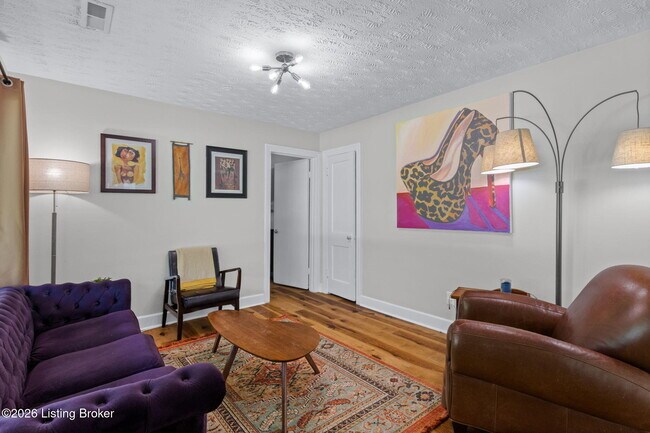 Building Photo - 4207 S 1st St