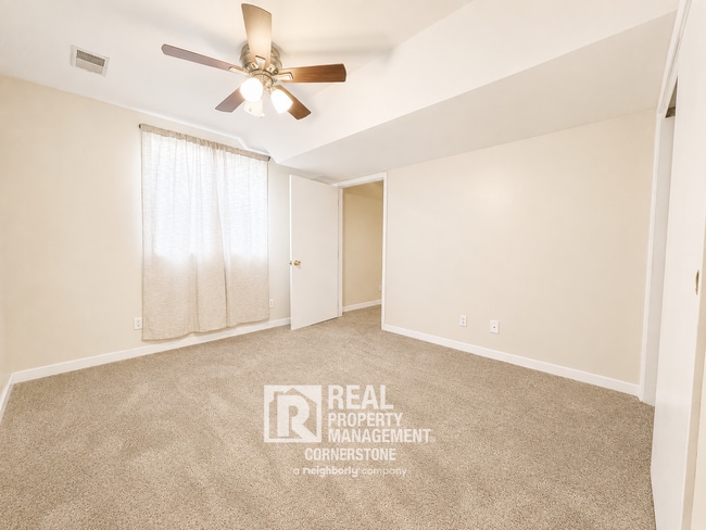 Building Photo - Spacious 4BD Home in Orchard Meadows | Finished Basement | Large Backyard