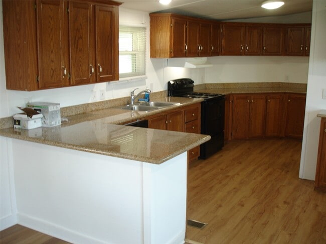 Building Photo - 4201 Wells Dr